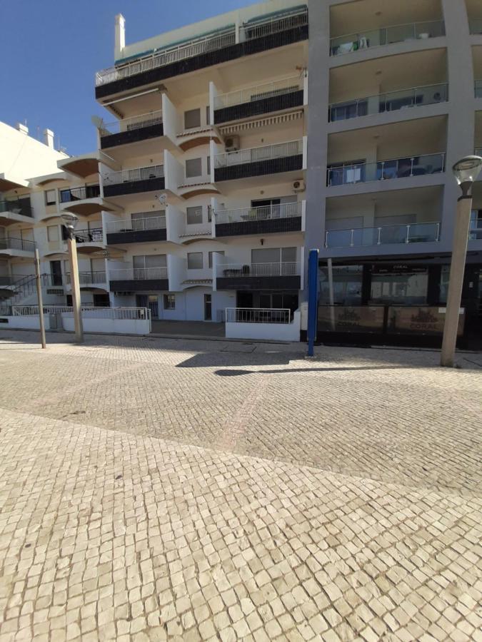 Quarteira Seaside Apartment Exterior photo